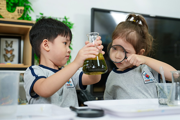 đam mê khoa học và công nghệ